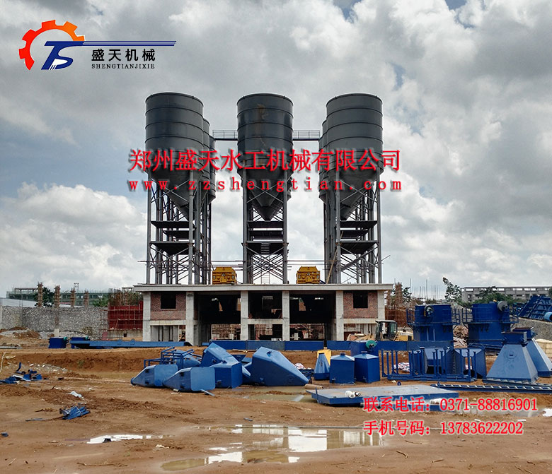 廣西建宏2HZS270混凝土攪拌站施工現場